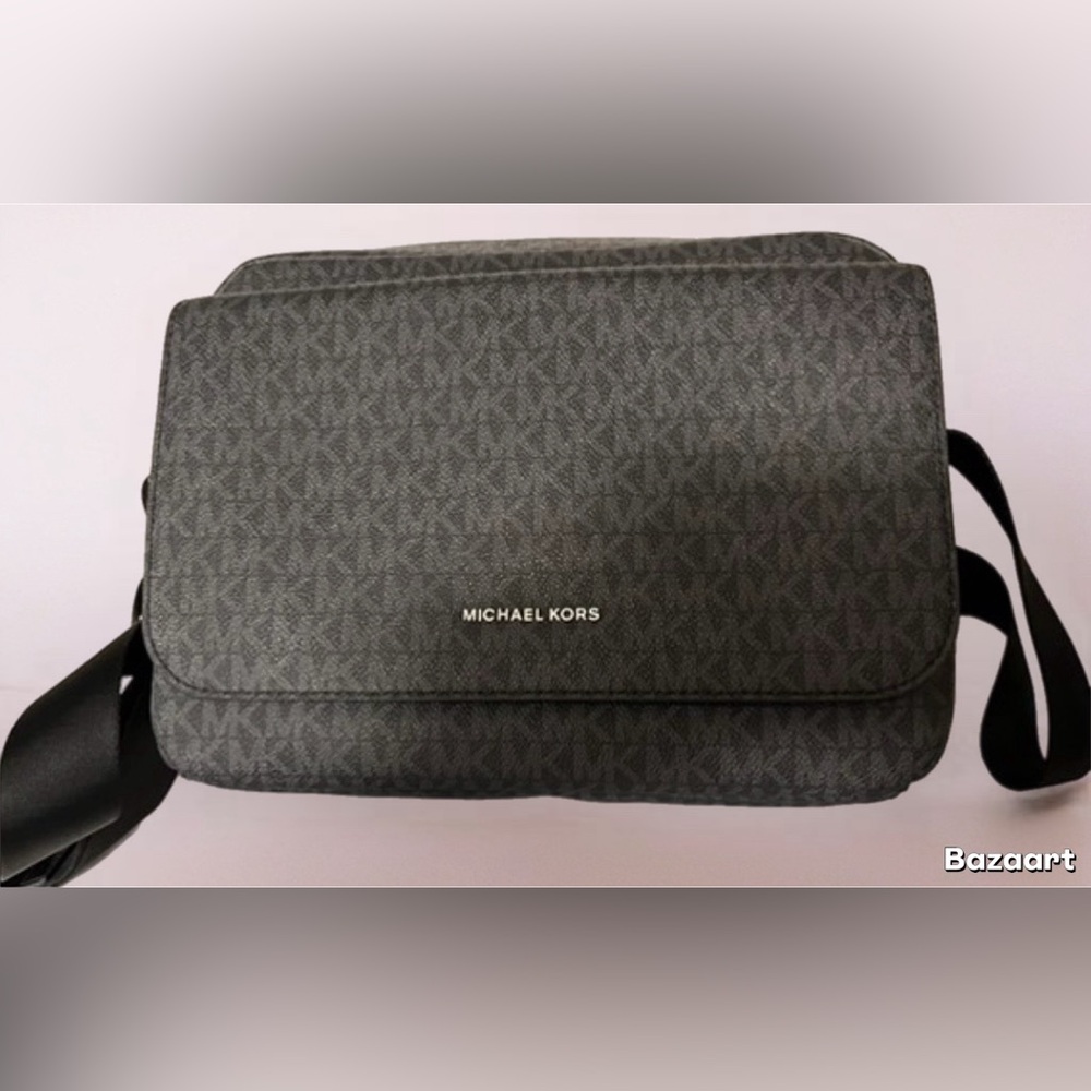 Michael Kors Black Leather Logo Messenger Crossbody Bag.